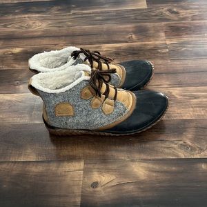 Sorel out and about boots